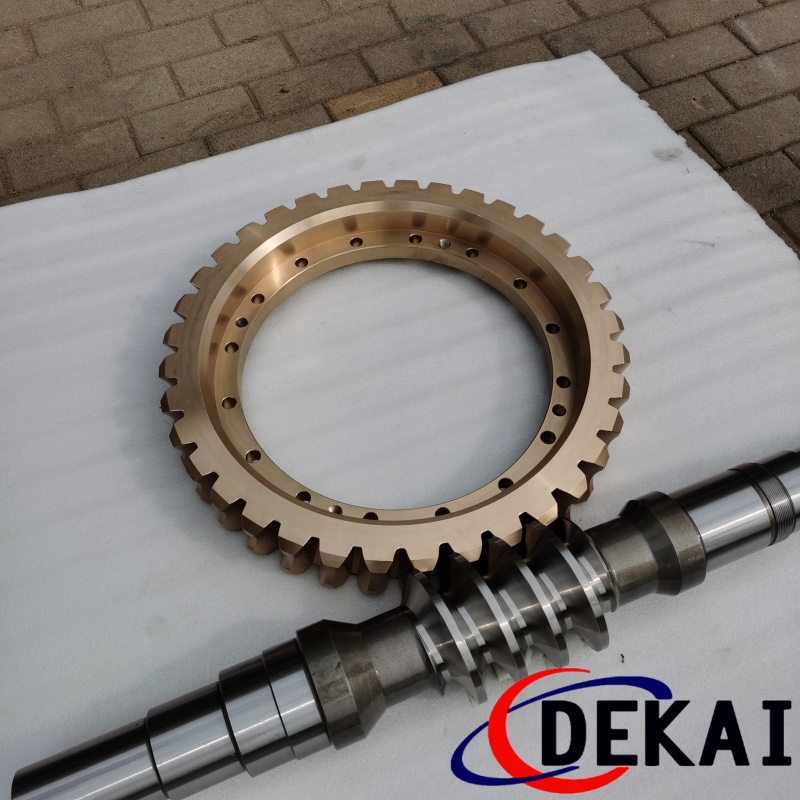 德凱來圖定制鋼廠用中心距355蝸輪蝸桿圓弧齒